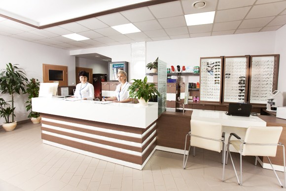 Najbardziej popularne kliniki okulistyczne w Bielsku-Białej – statystyki nie kłamią